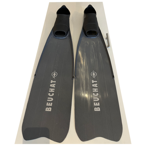 Beuchat Mundial Sport Used Fins 43/44 | Diving Sports Canada | Vancouver