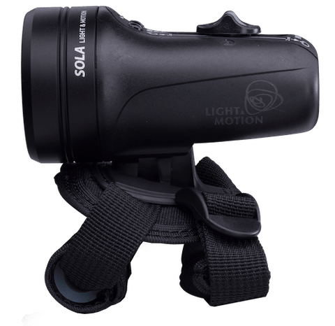 Light & Motion Sola Dive 2500 S/F | Diving Sports Canada